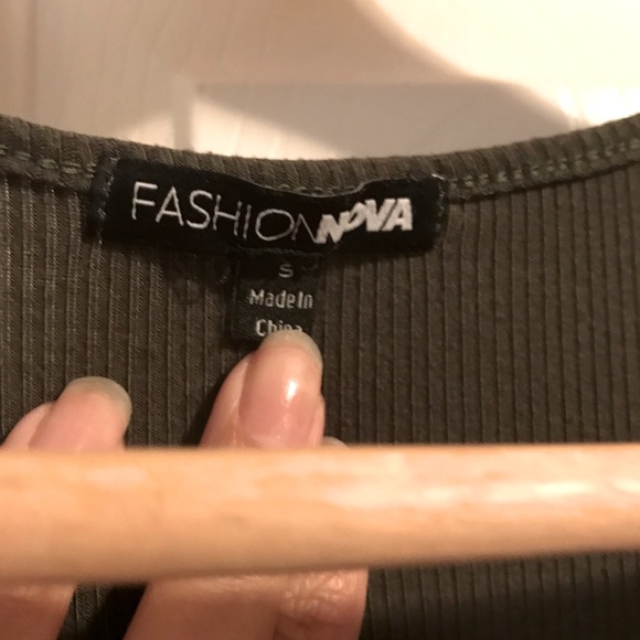 Versatile Dress - Picture 3 of 4